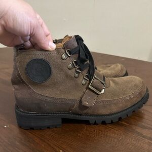 New without label brown boots size 9.5